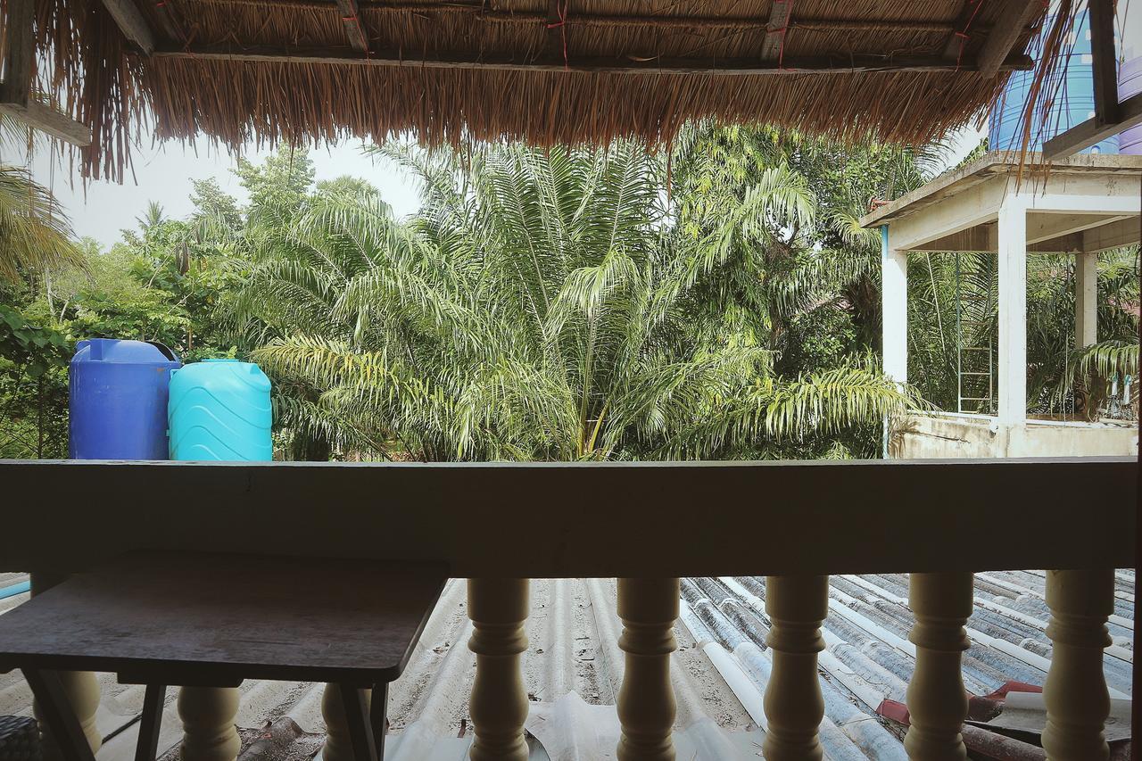Marina Hut Guest House Ko Lanta Exterior foto